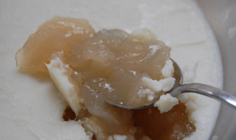 How To Use Collagen-Rich Bone Broth To Help With Leaky Gut